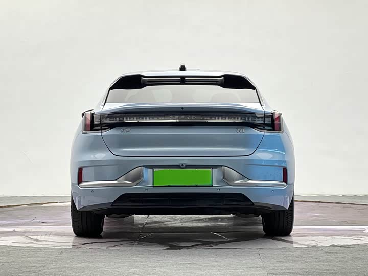 Фото 5 - Zeekr 001