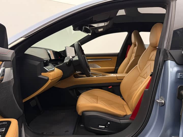 Фото 7 - Zeekr 001