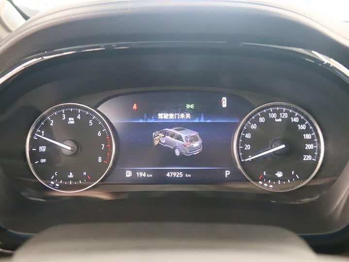 Фото 7 - Buick GL8 ES