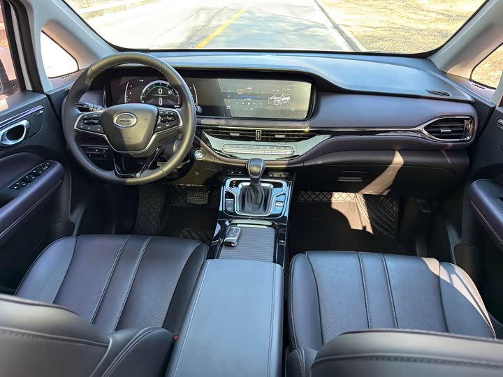 Фото 9 - GAC Trumpchi M6