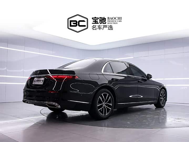 Фото 3 - Mercedes-Benz S-Class