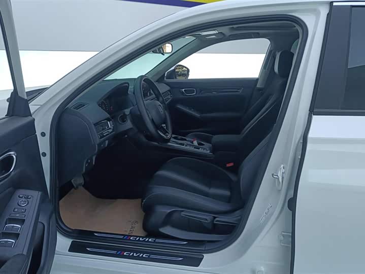 Фото 9 - Honda Civic