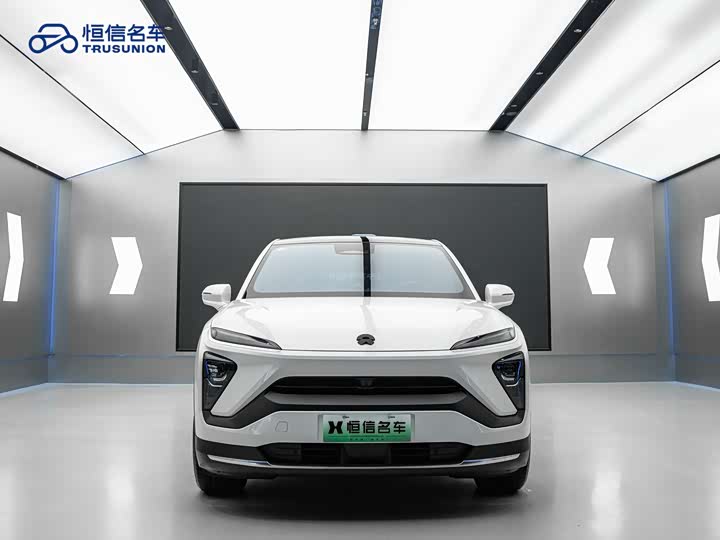 Фото 2 - Nio EC6