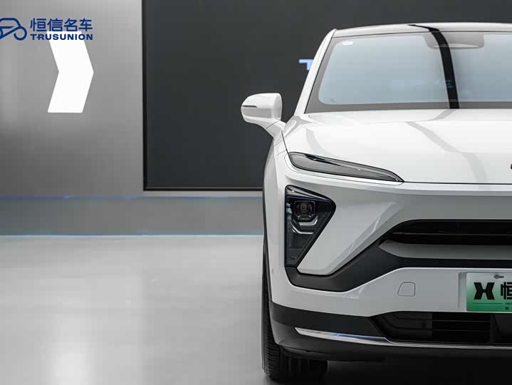 Фото 7 - Nio EC6