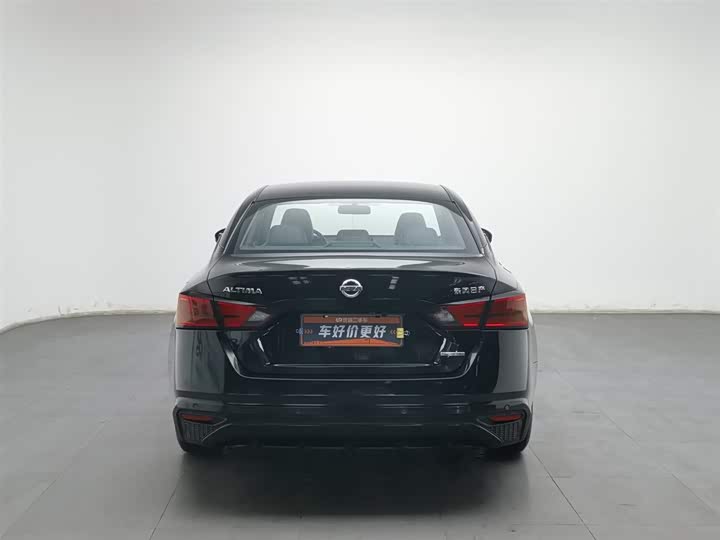 Фото 4 - Nissan Teana