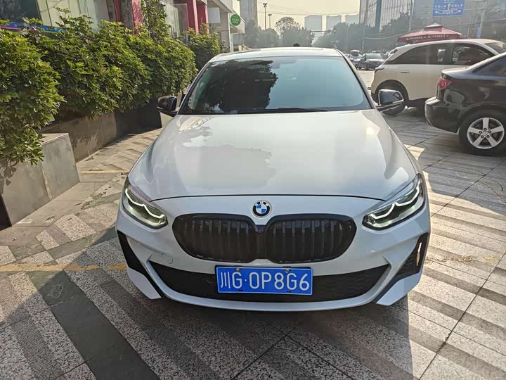 Фото 7 - BMW 1 Series