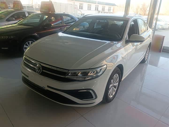 Фото 1 - Volkswagen Bora