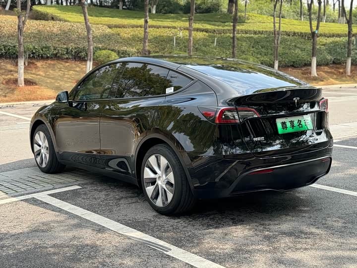 Фото 7 - Tesla Model Y