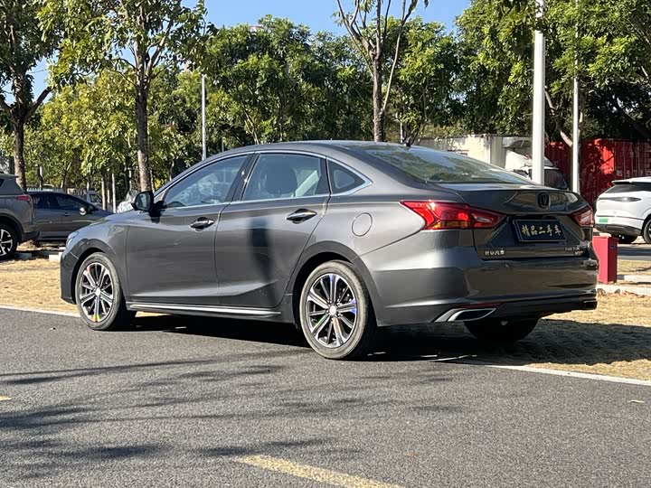 Фото 8 - Changan Raeton CC