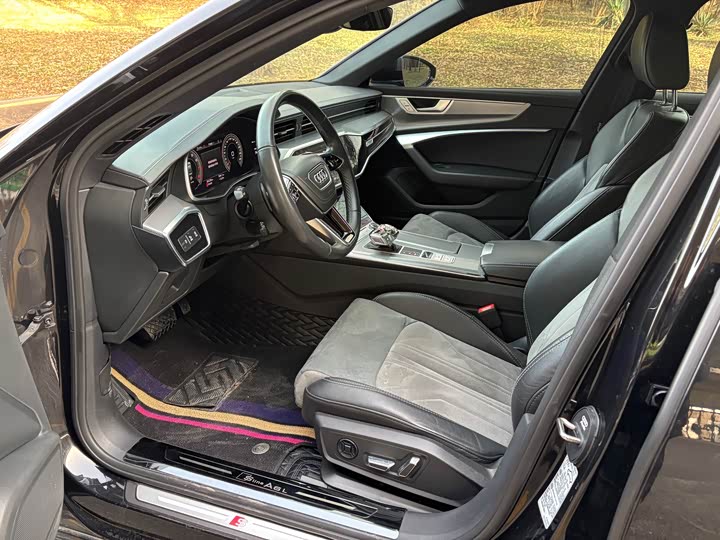 Фото 7 - Audi A6L