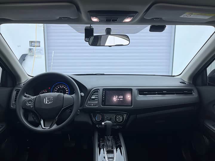 Фото 4 - Honda Vezel