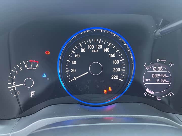 Фото 6 - Honda Vezel