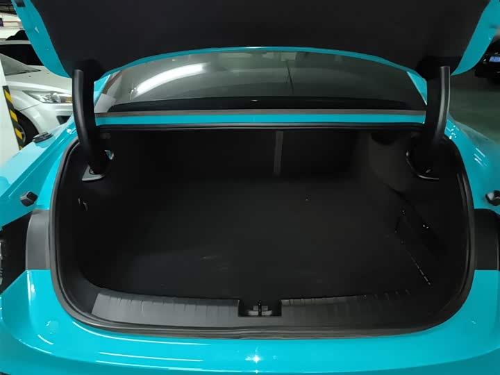 Фото 9 - Xiaomi SU7