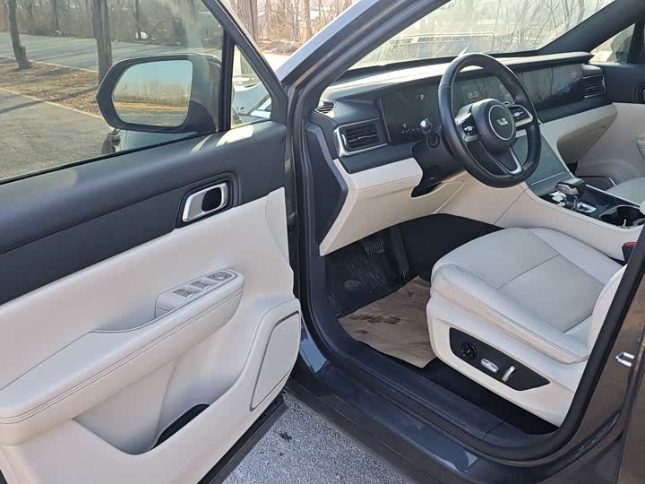 Фото 8 - LiXiang One