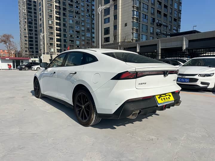 Фото 7 - Changan UNI-V