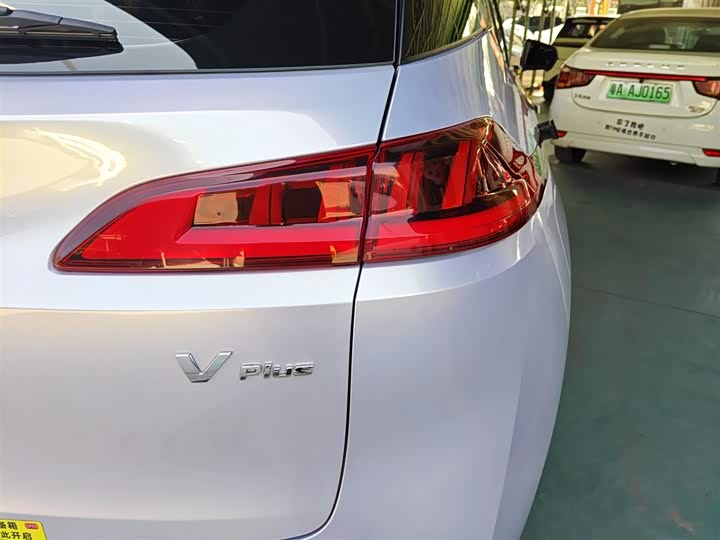 Фото 8 - GAC Aion V