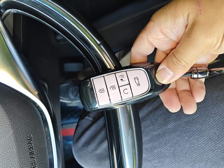 Фото 9 - GAC Aion V