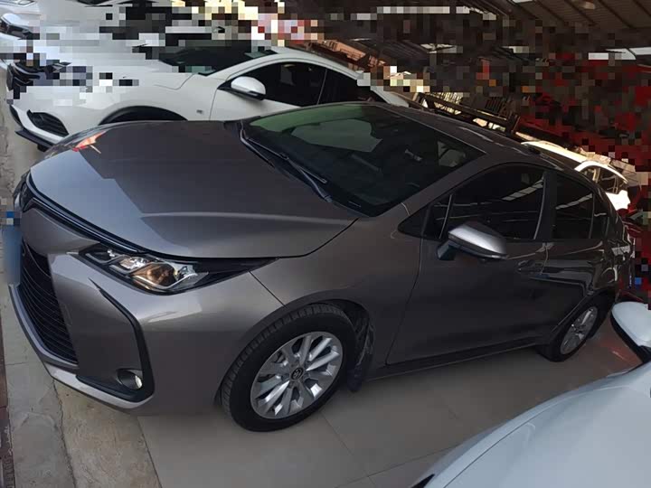 Фото 5 - Toyota Corolla