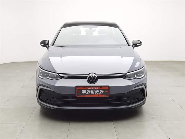 Фото 3 - Volkswagen Golf