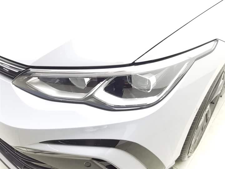 Фото 7 - Volkswagen Golf