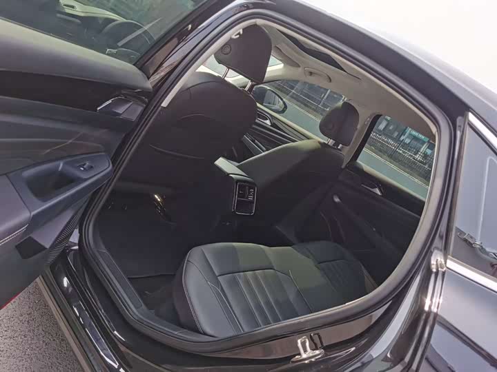 Фото 6 - Volkswagen Passat