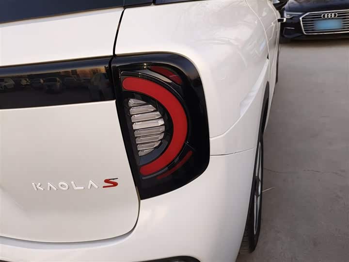 Фото 8 - BAIC Arcfox Kaola S