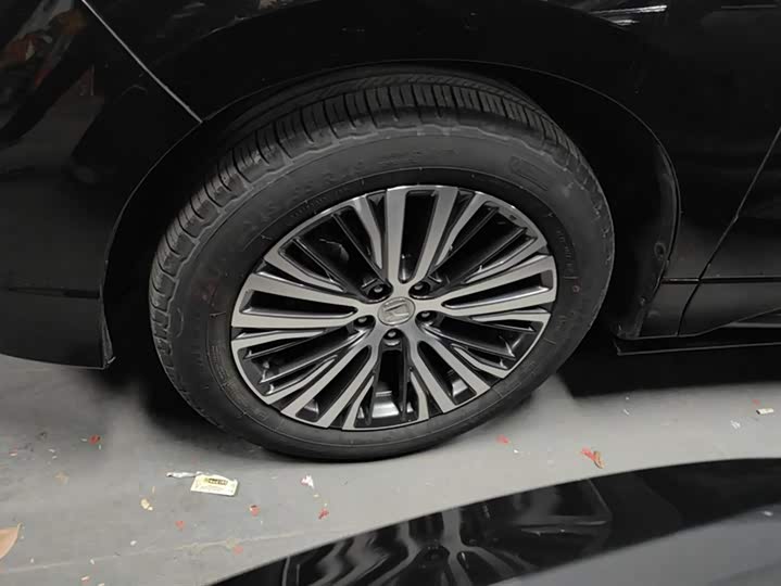 Фото 6 - Honda Avancier