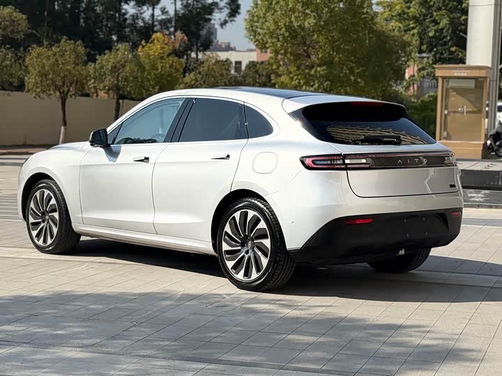 Фото 8 - Aito M5