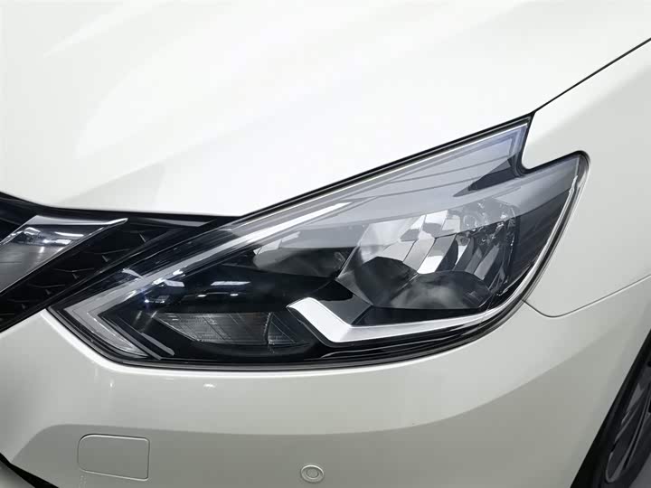 Фото 7 - Nissan Sylphy