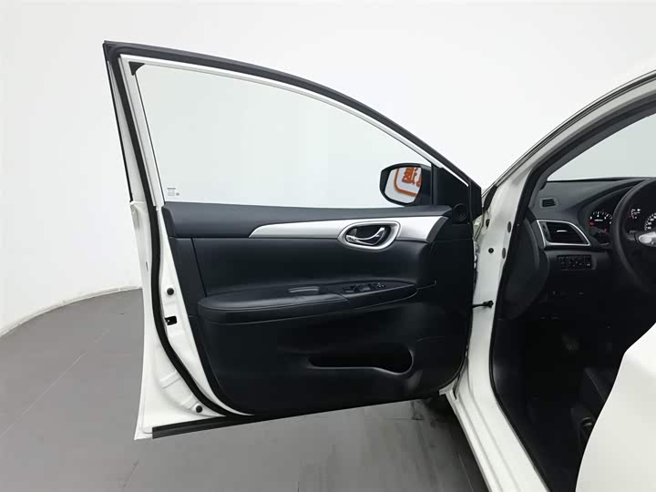 Фото 8 - Nissan Sylphy