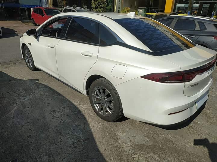 Фото 5 - GAC Aion S