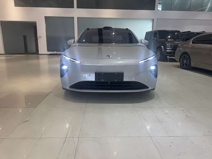 Фото 2 - Nio ET7