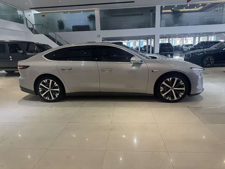 Фото 4 - Nio ET7