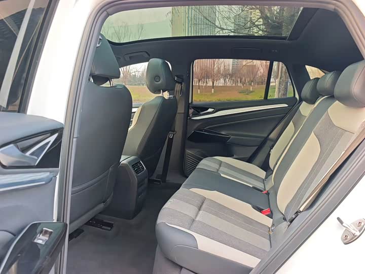 Фото 6 - Volkswagen ID.4 Crozz