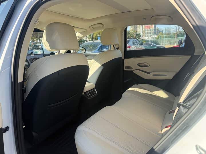 Фото 5 - BYD Qin L