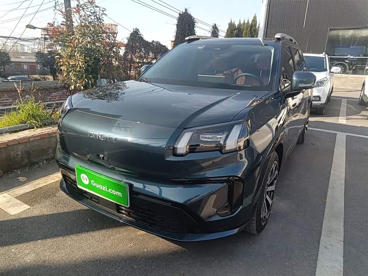 Фото 2 - GAC Aion V