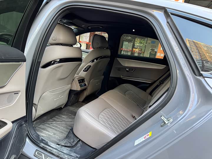 Фото 7 - BYD Han