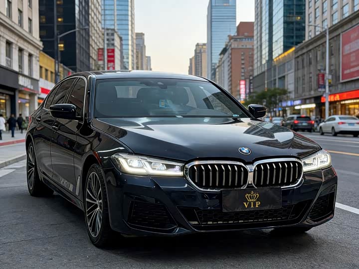 Фото 3 - BMW 5 Series