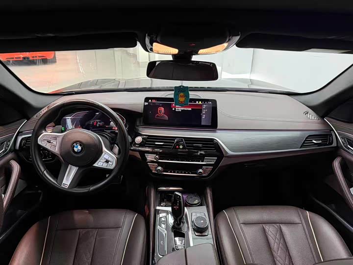 Фото 7 - BMW 5 Series