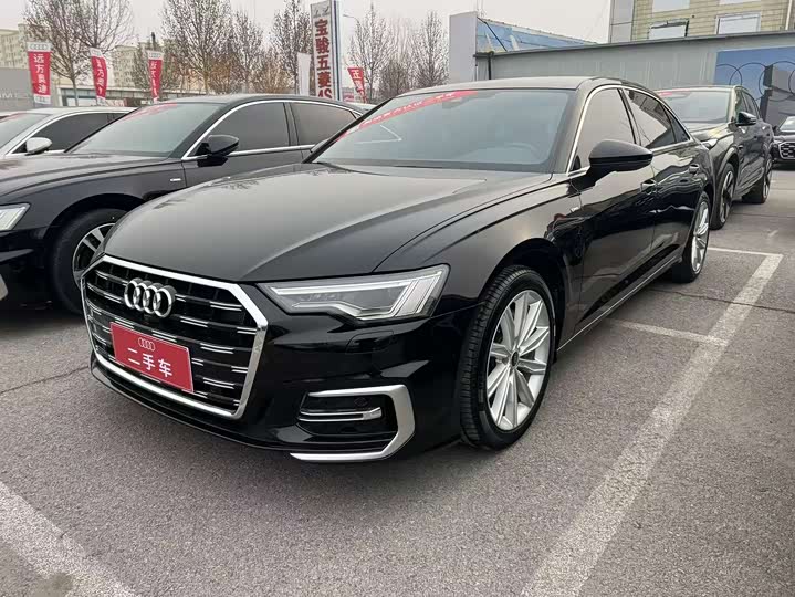 Фото 1 - Audi A6L