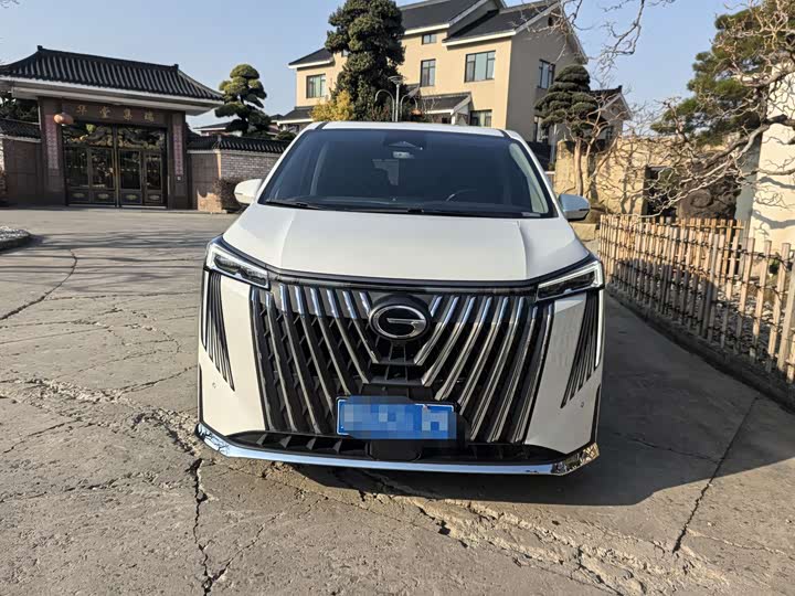 Фото 3 - GAC Trumpchi M8