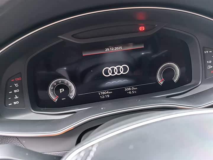 Фото 3 - Audi A7L