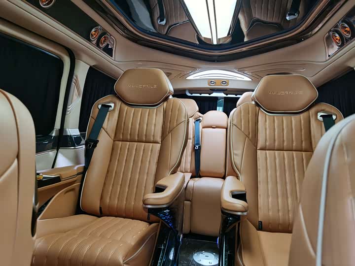 Фото 5 - Mercedes-Benz V-Class