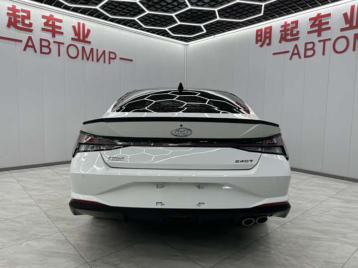 Фото 9 - Hyundai Elantra N line