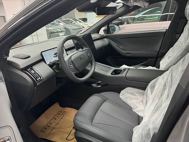 Фото 3 - XPeng F57