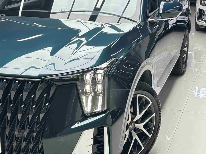 Фото 2 - GAC Trumpchi GS8