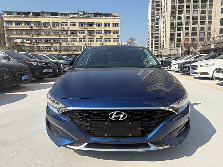 Фото 4 - Hyundai Lafesta