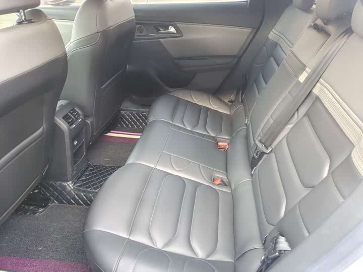 Фото 8 - Citroen C5 X