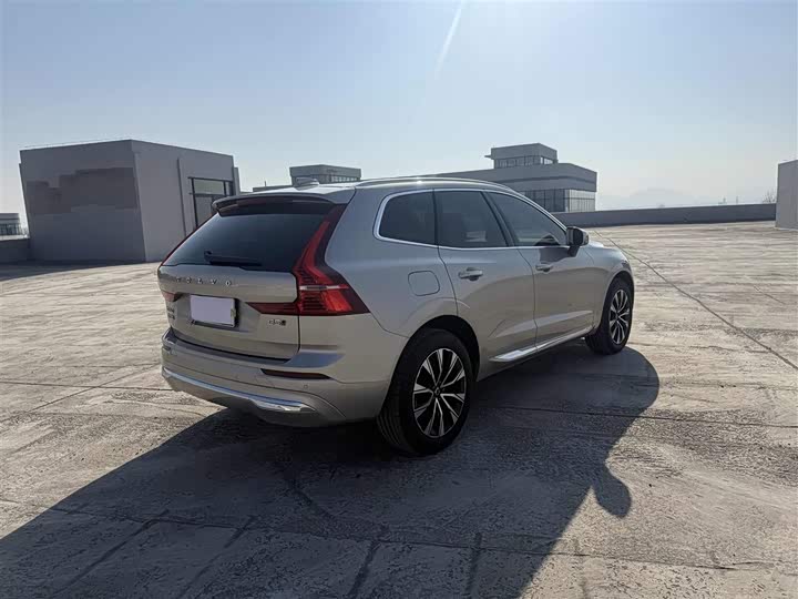 Фото 7 - Volvo XC60