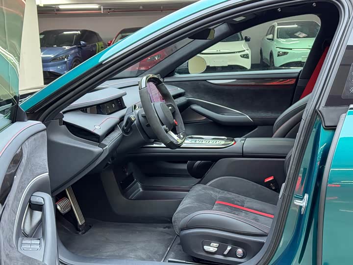 Фото 7 - Xiaomi SU7 Ultra